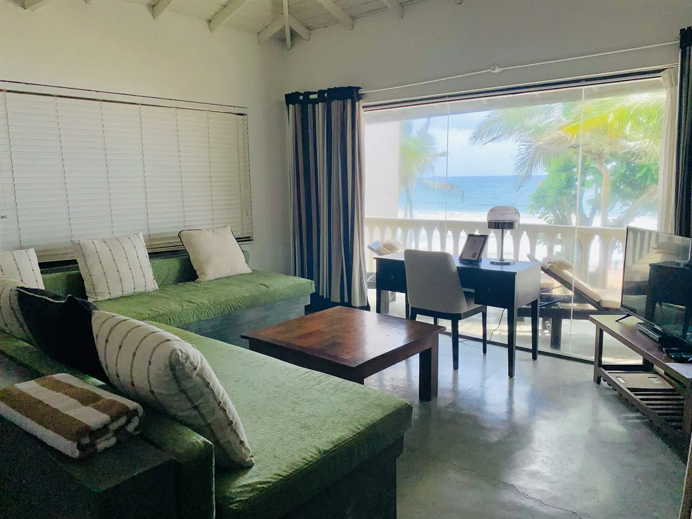 Penthouse Premier bedroom